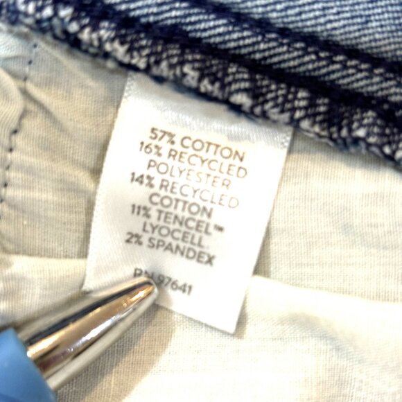 J. Jill Denim High Rise Cropped Capri Stretch Jeans - Picture 14 of 14